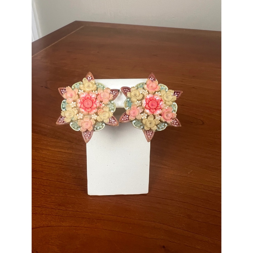 Vintage 1950s Japan Floral Cluster Clip On Earrings Multi Color Starburst Retro
